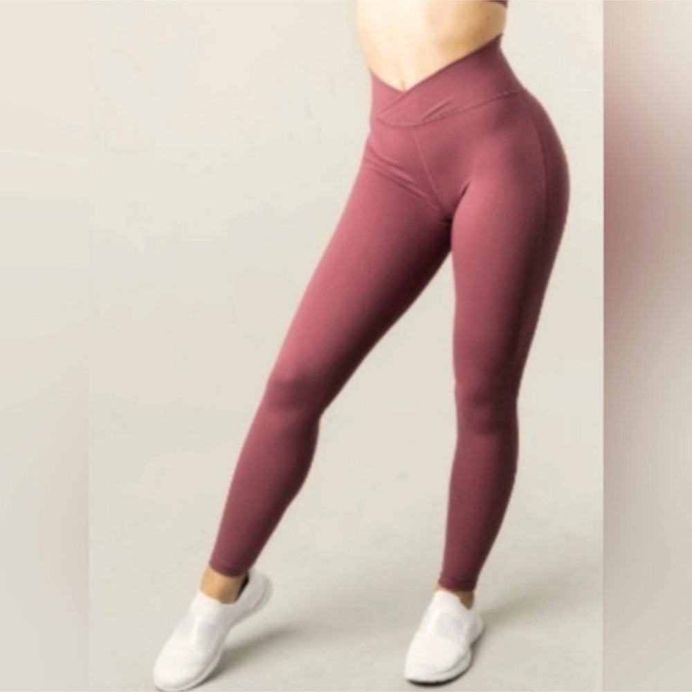 Alphalete Power Surface Legging